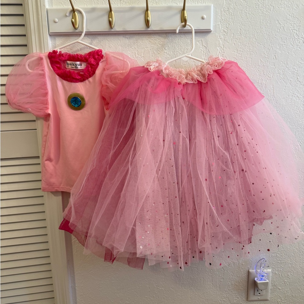 Princess Peach Costume Set